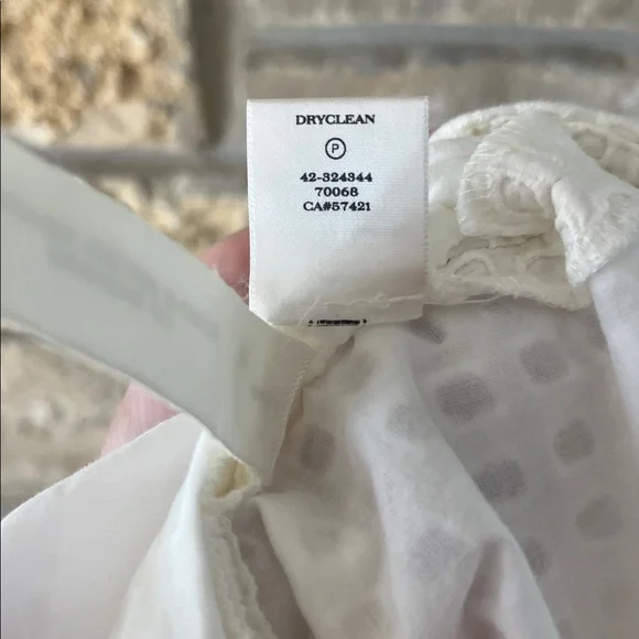 Ann Taylor White Eyelet Women Shorts Size 12 - Picture 15 of 15